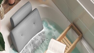  How To Properly Clean Your Bath Pillow After Use